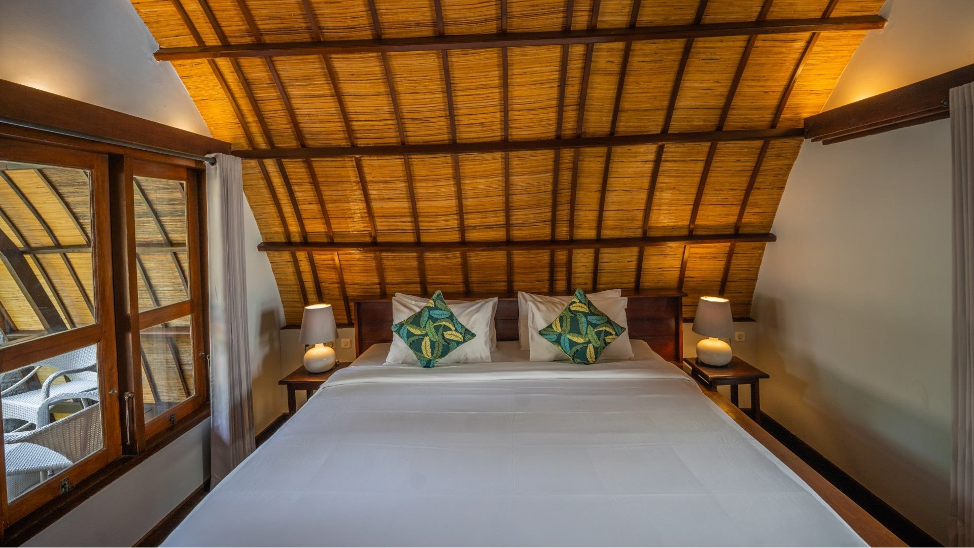 Double bed 2 traditional lumbung bungalow manta dive center gili trawangan